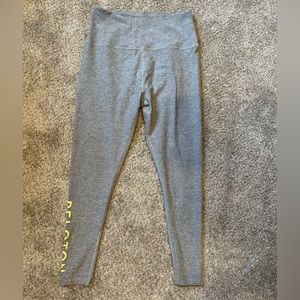 Peloton Beyond Yoga size XL Caught in the Midi High Waist leggings in Spacedye